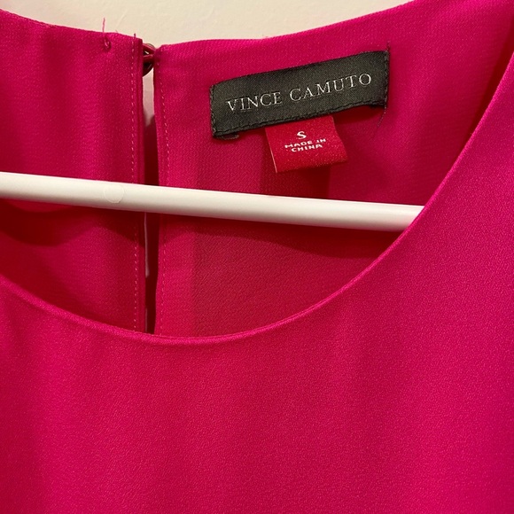 Vince Camuto Sleeveless High Low Hem Top - S - Picture 7 of 9